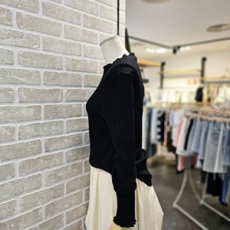 끝단 셔링 골지 티셔츠