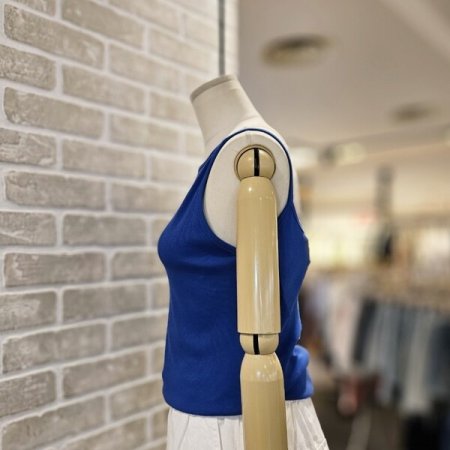 스퀘어 끈 나시