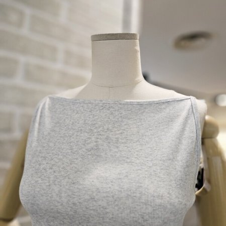 스퀘어 끈 나시