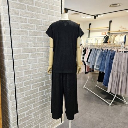 슬리브리스 주름 셋업