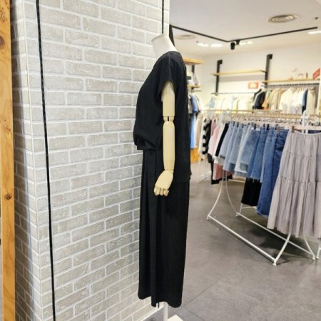 슬리브리스 주름 셋업