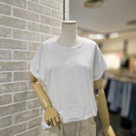 레코브 캡 소매 라운드 티셔츠