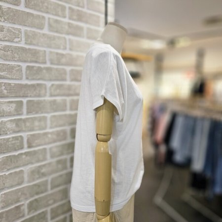 레코브 캡 소매 라운드 티셔츠