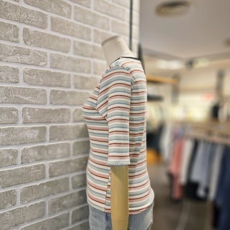 멀티 스트라이프 5부 티셔츠