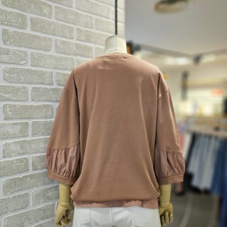 우븐 배색 자수 티셔츠