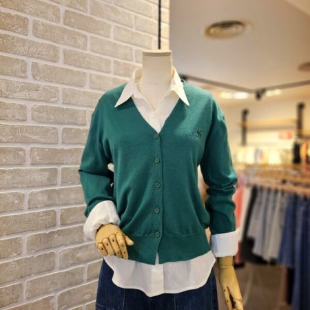 울 혼방 로고 자수 브이넥 가디건