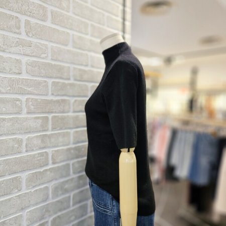 울 혼방 5부 소매 니트