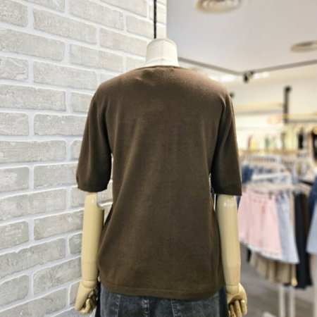 브이넥 반팔 니트