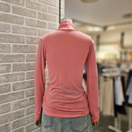 거즈 목 폴라 티셔츠