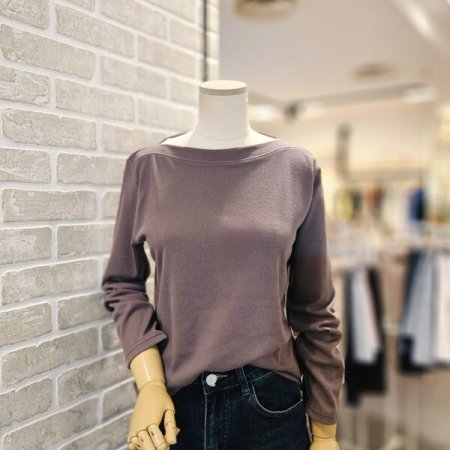 가을 보트넥 티셔츠