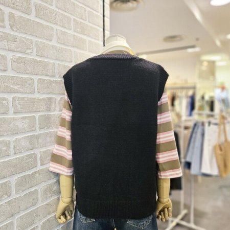 포켓 자카드 니트 베스트