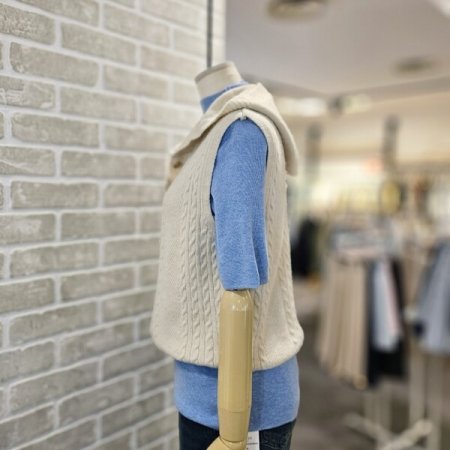 스트링 후드 니트 베스트