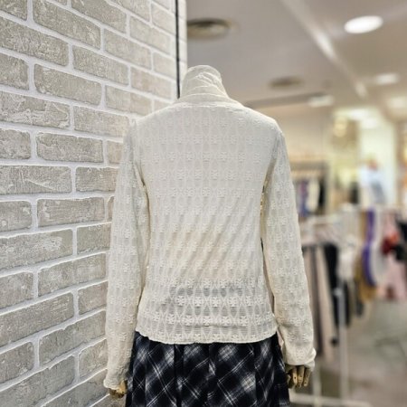 레이스 하이넥 티셔츠