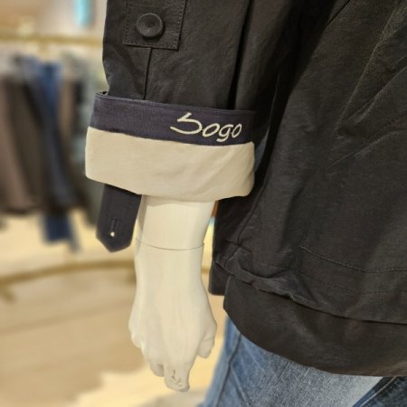 소매레터링 후드 집업점퍼