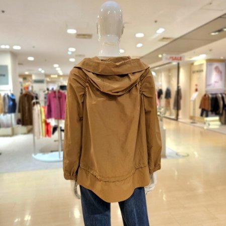 숨김단추 후드 점퍼