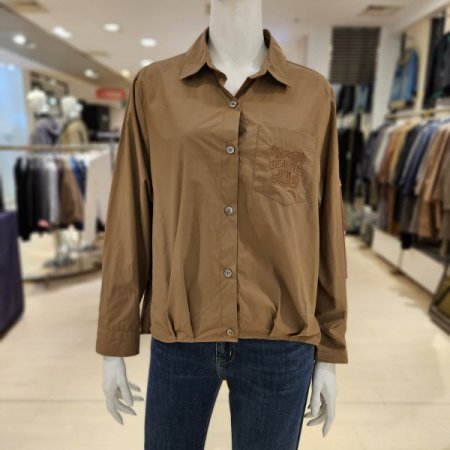 포켓 자수 밑단 핀턱 셔츠