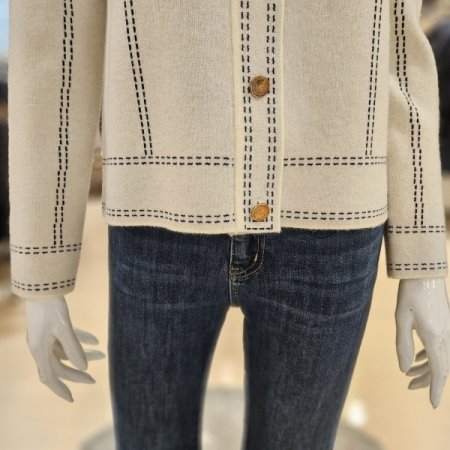 스티치 카라 단추 가디건