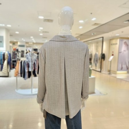 밑단 옆트임 쓰리버튼 싱글재킷