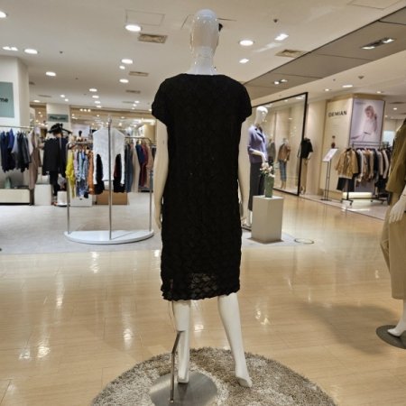 다각형 플리츠 캡소매 롱원피스