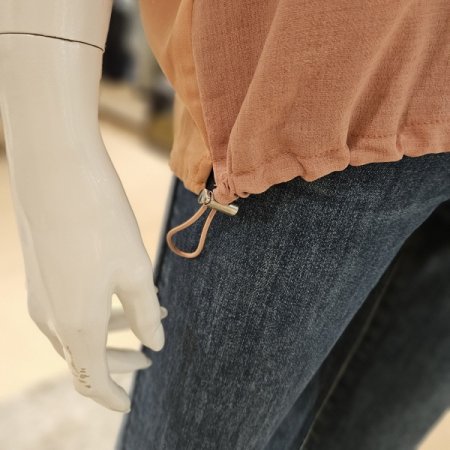 원단배색 프린팅 블라우스