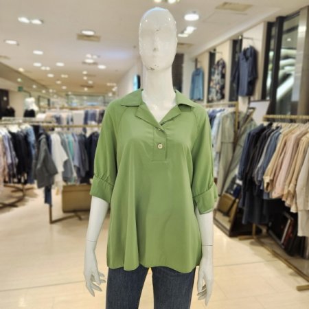 카라 5부소매 블라우스