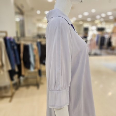 카라 5부소매 블라우스