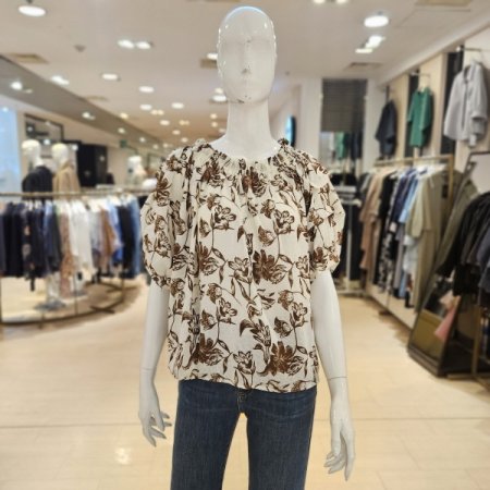 밴딩 넥 프라워 쉬폰 블라우스