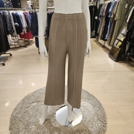 허리밴딩 사선 플리츠 와이드 팬츠