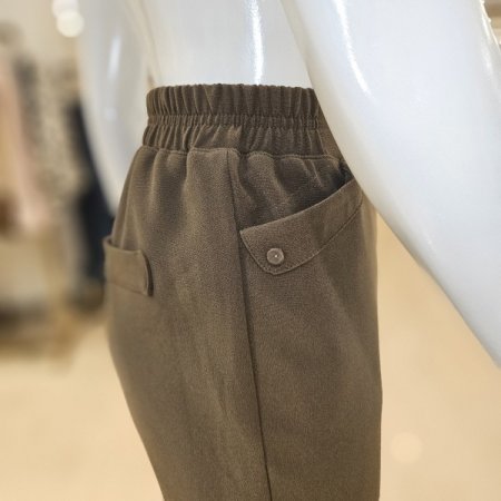 뒷밴딩 밑단 트임 세미부츠컷 팬츠