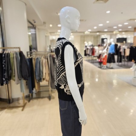 컬러배색 라운드넥 베스트