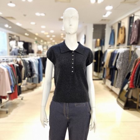 캡소매 울 카라 니트