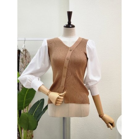 브이넥 사선 골지 배색 니트