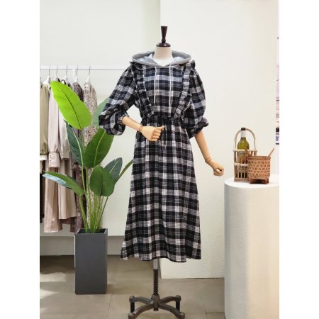 체크 프릴 후드 롱 원피스