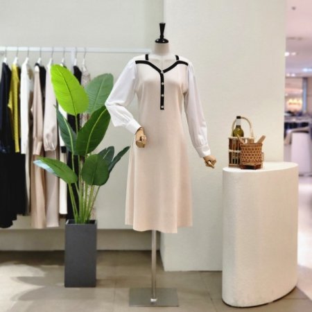 소매 배색포인트 스티치 원피스