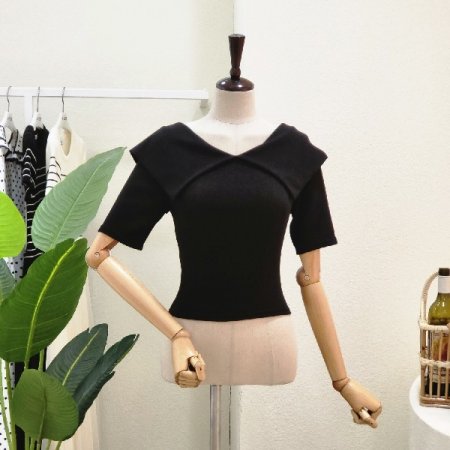 빅카라 크롭 티셔츠