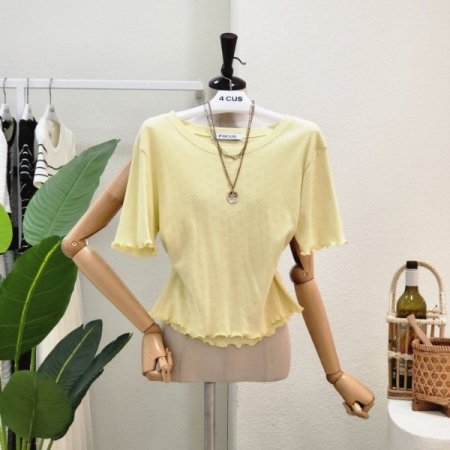 하트 펀칭 라운드 티셔츠