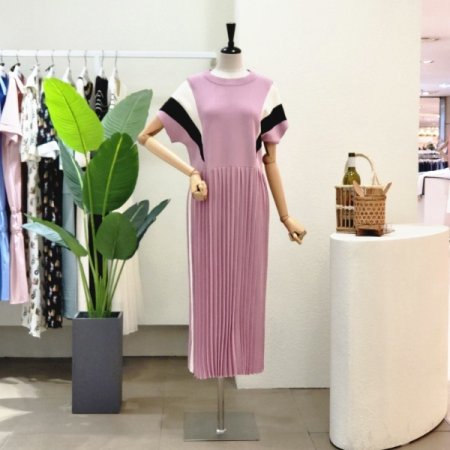 날개 배색 플리츠 롱원피스