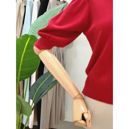 퍼프 포인트 브이넥 니트