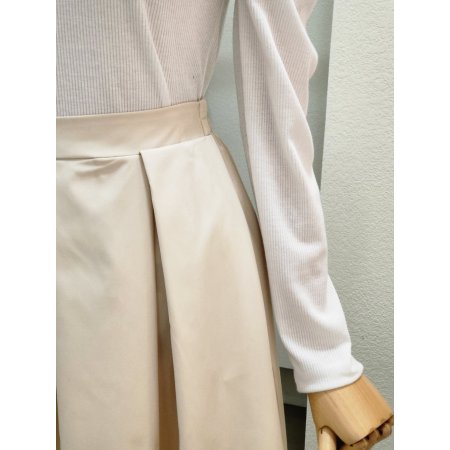 핀턱 포인트 A라인 롱스커트