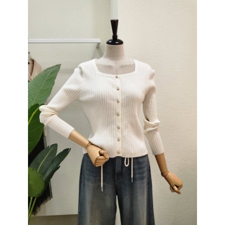 골드 버튼 스퀘어넥 가디건