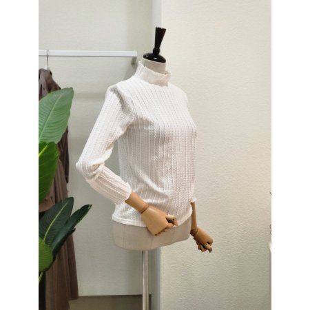 버블 뒷단추 하이넥 블라우스