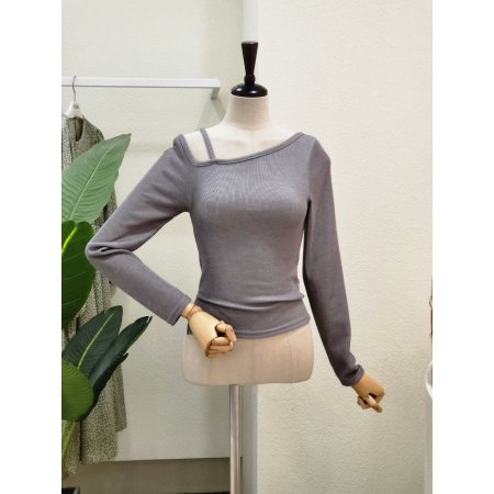 언발런스넥 트임 티셔츠