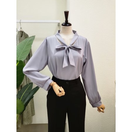 넥리본 솔리드 블라우스