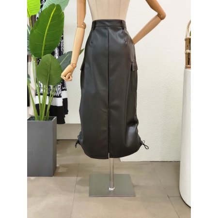 포켓 스트링 레더 롱스커트