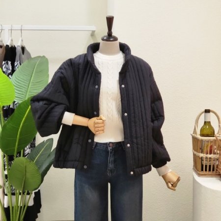 세로 누빔 패딩 점퍼