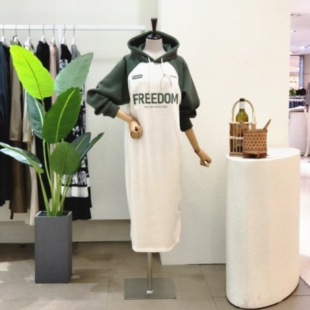 래글런 배색 후드 롱원피스