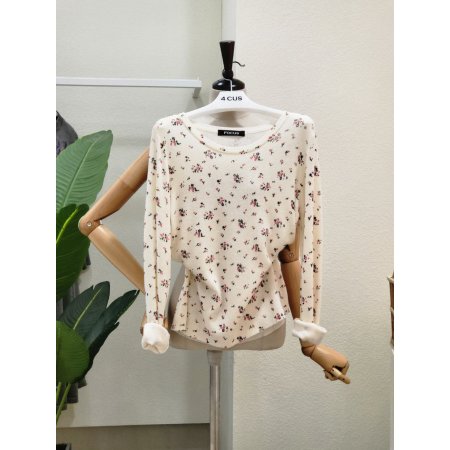 잔꽃 포인트 라운드 니트