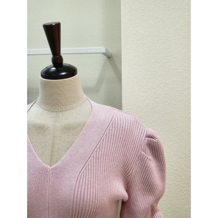 파스텔 퍼프 브이넥 니트