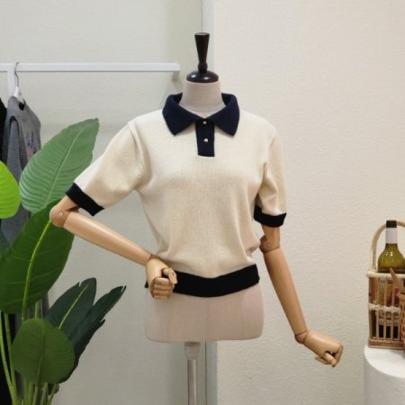 배색 카라넥 반팔 니트