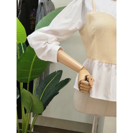 뷔스티에 포인트 라운드 블라우스